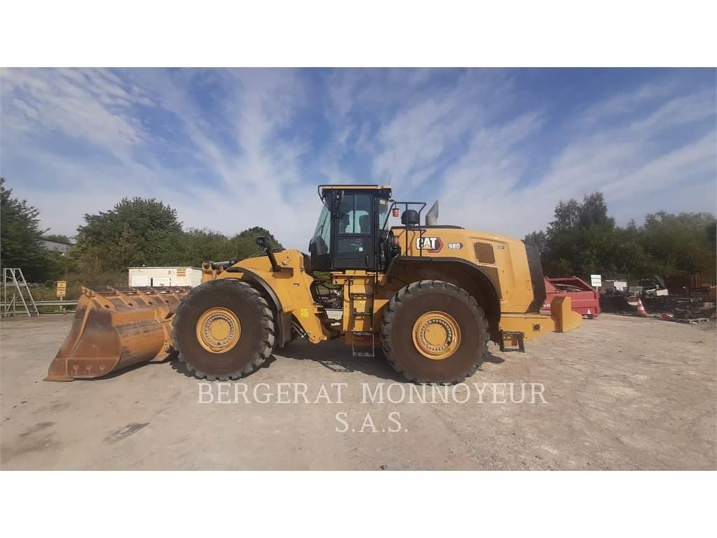 CAT 980 Kolové nakladače