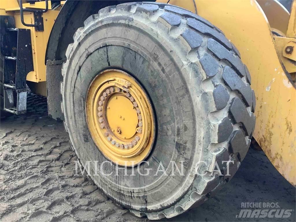 CAT 980 Kolové nakladače