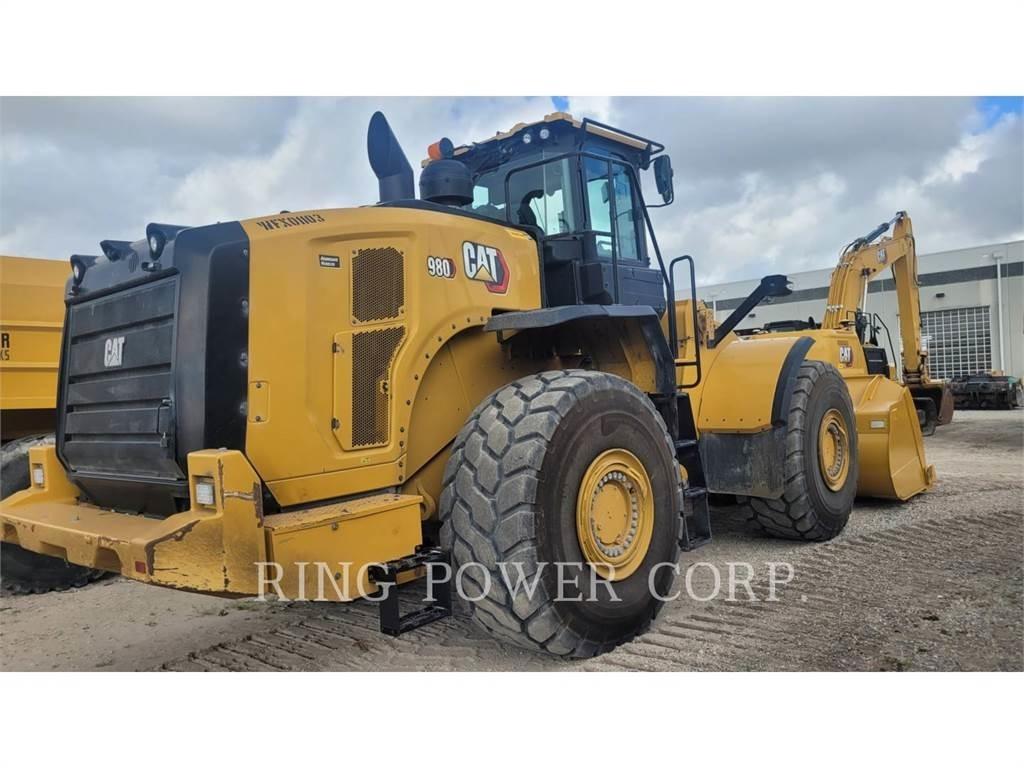 CAT 980 Kolové nakladače