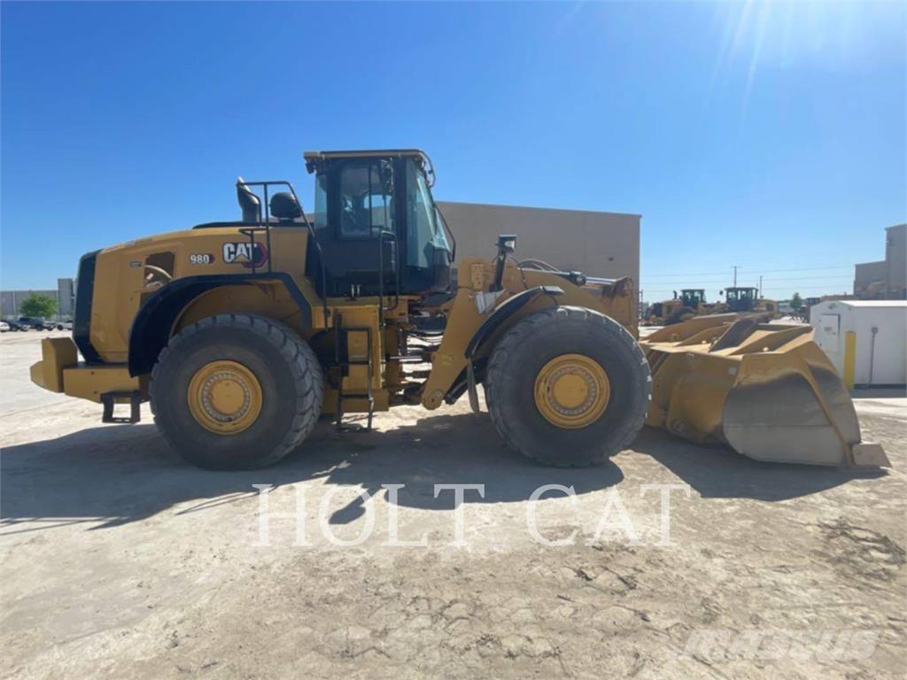 CAT 980 Kolové nakladače