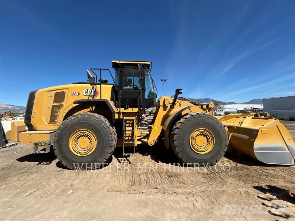 CAT 980 Kolové nakladače