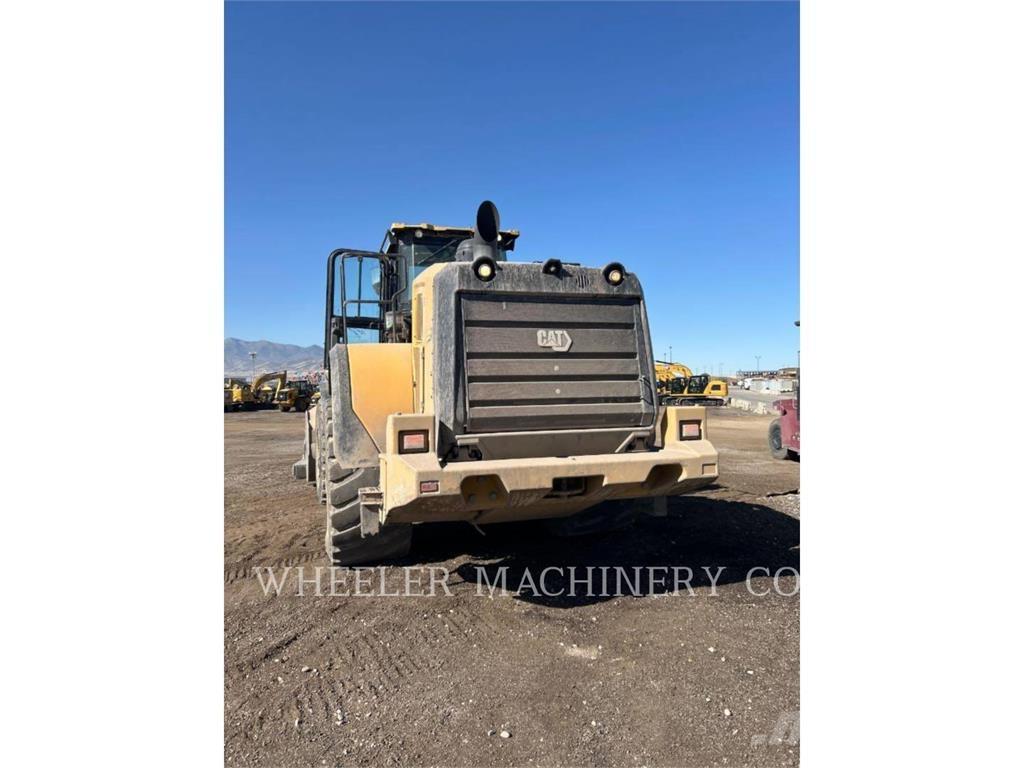 CAT 980 Kolové nakladače