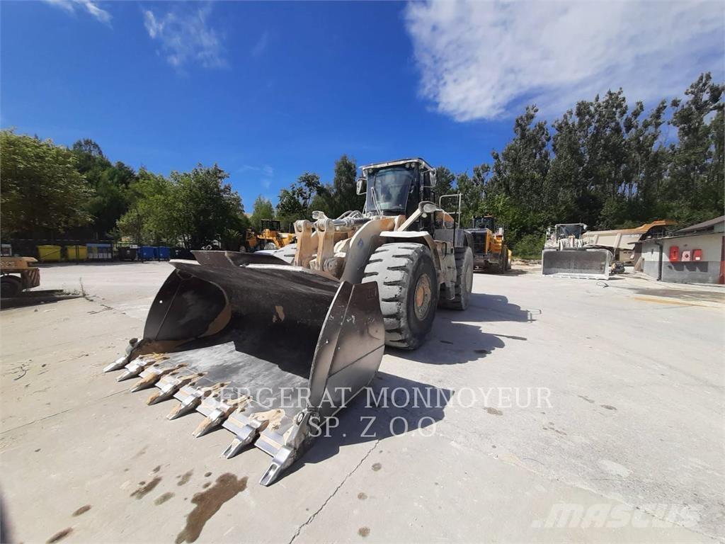 CAT 980 Kolové nakladače