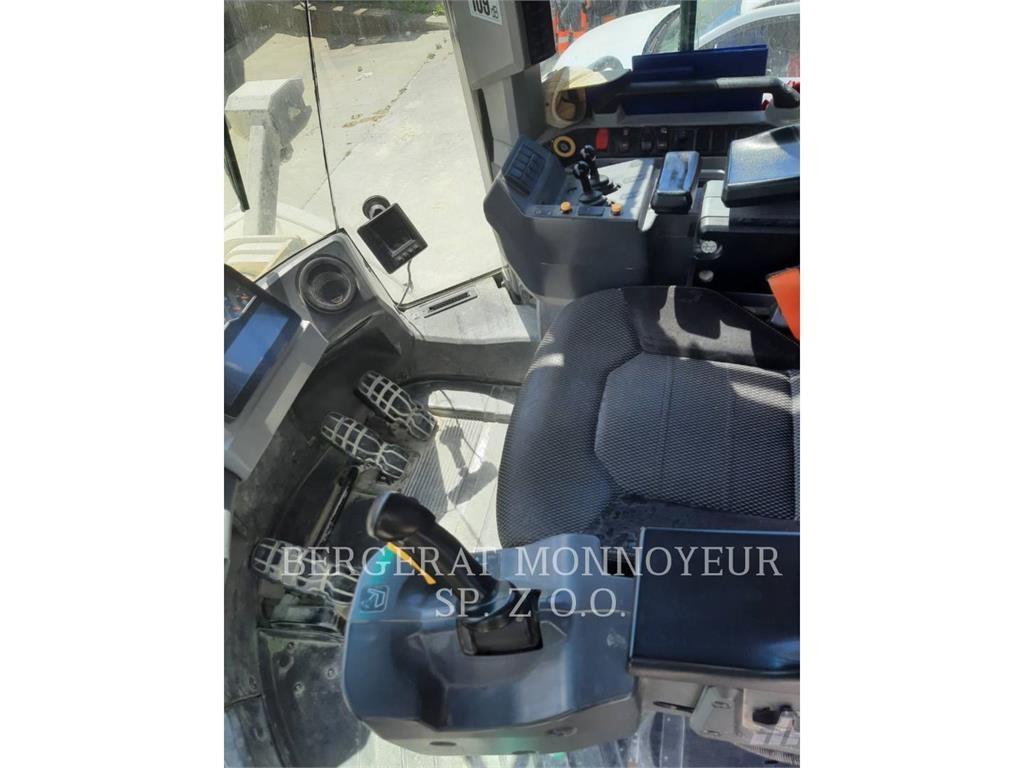 CAT 980 Kolové nakladače