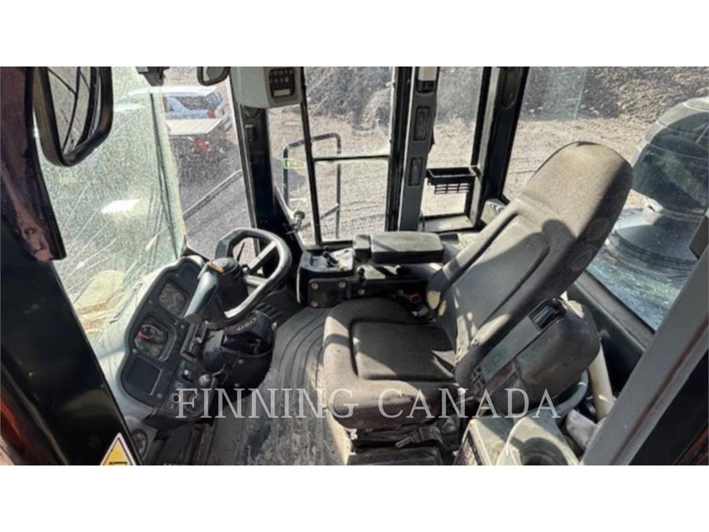 CAT 980H Kolové nakladače