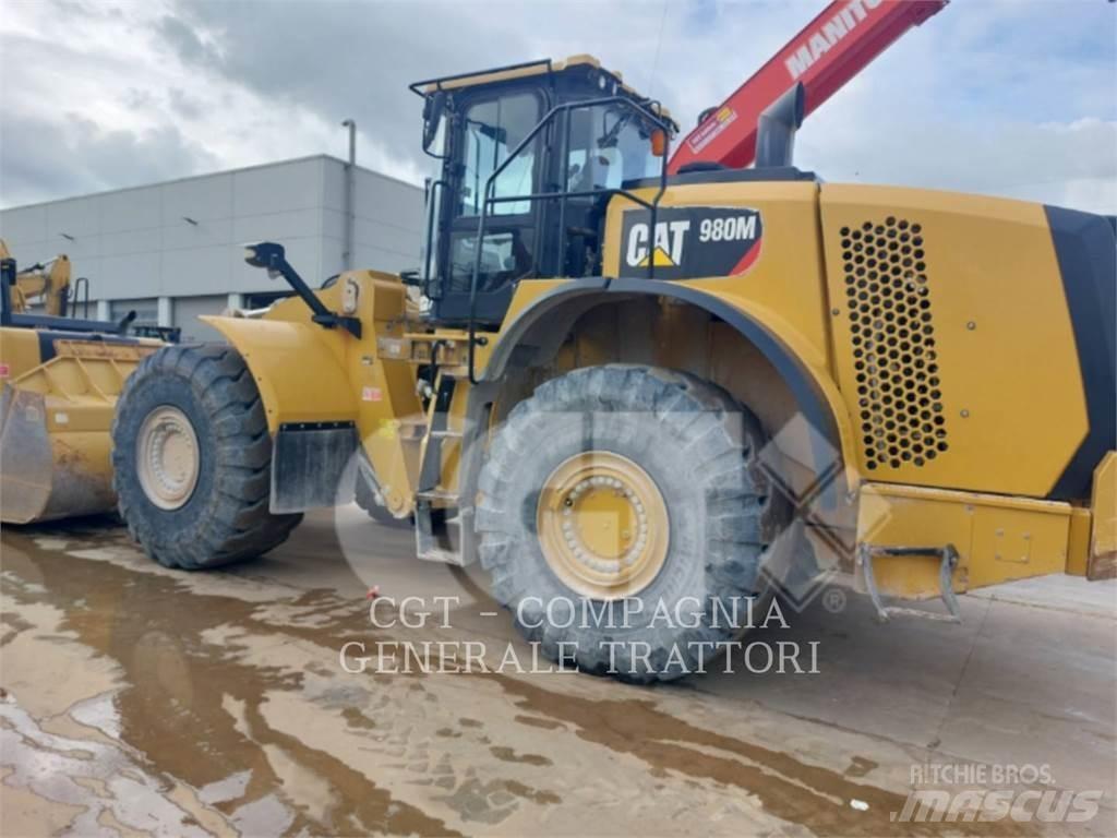 CAT 980M Kolové nakladače
