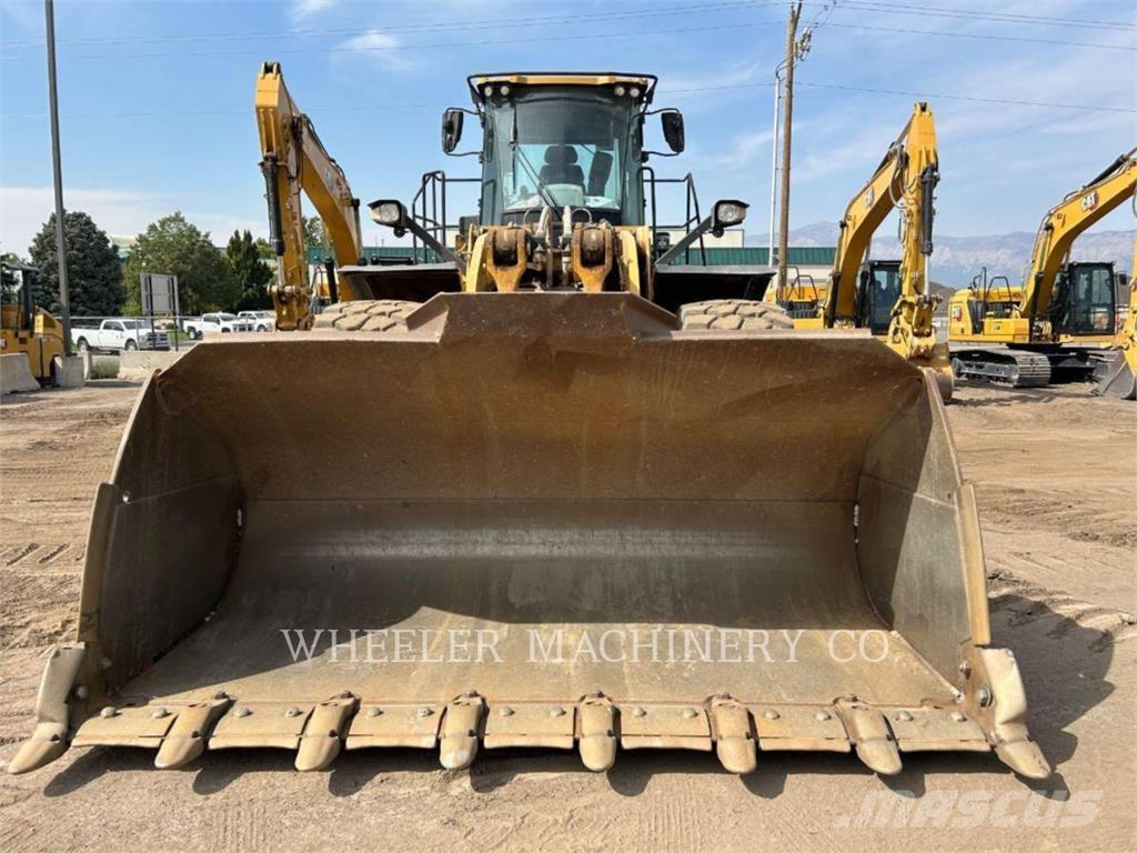 CAT 980M Kolové nakladače