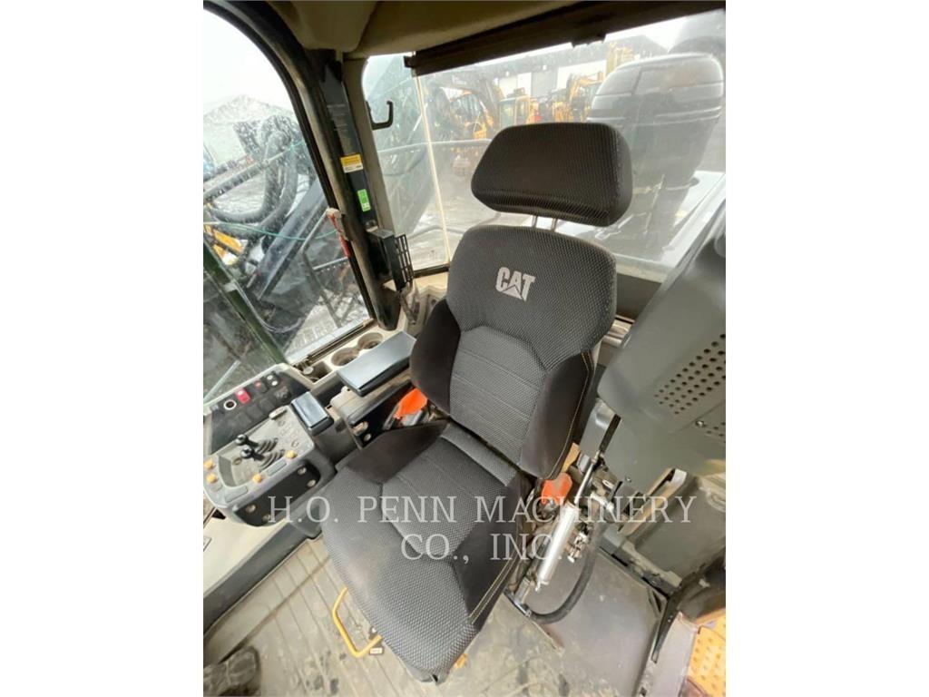 CAT 980M Kolové nakladače