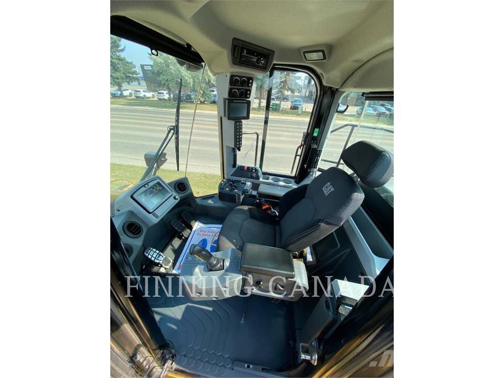 CAT 980M Kolové nakladače