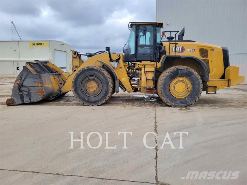 CAT 982 XE Kolové nakladače