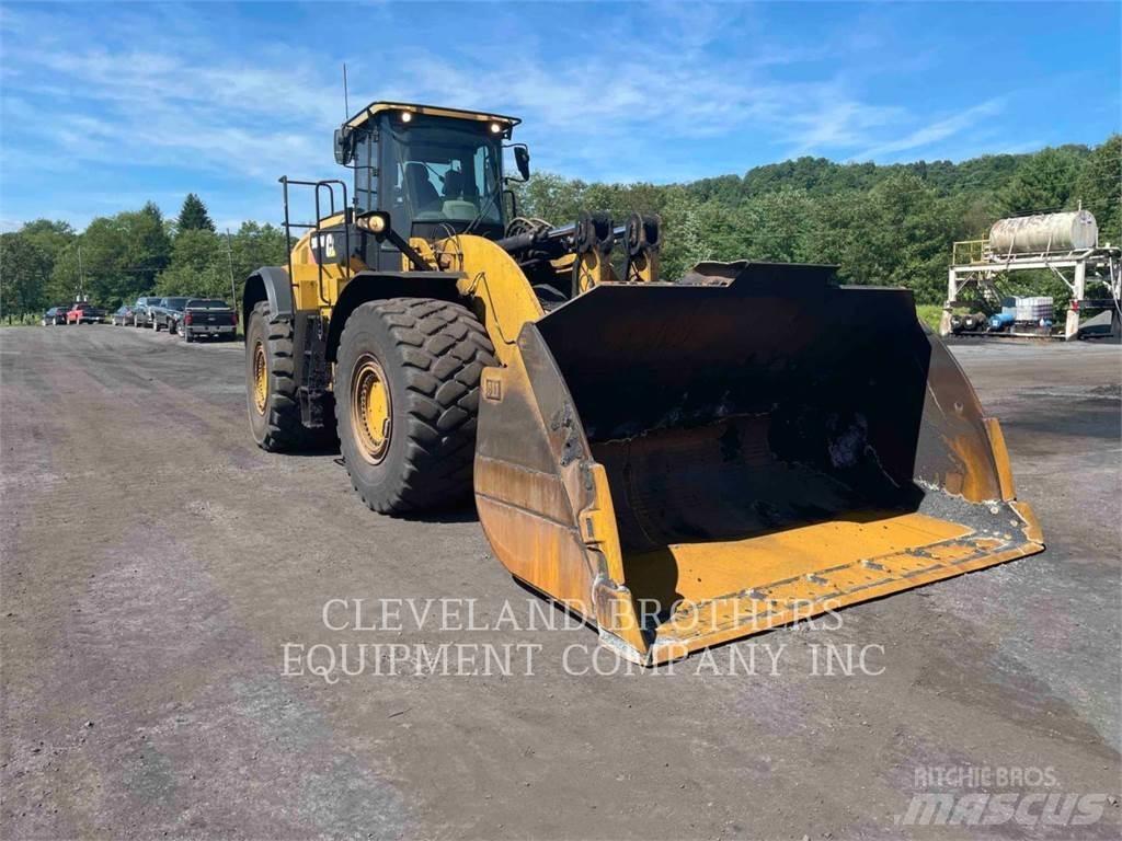 CAT 982M Kolové nakladače