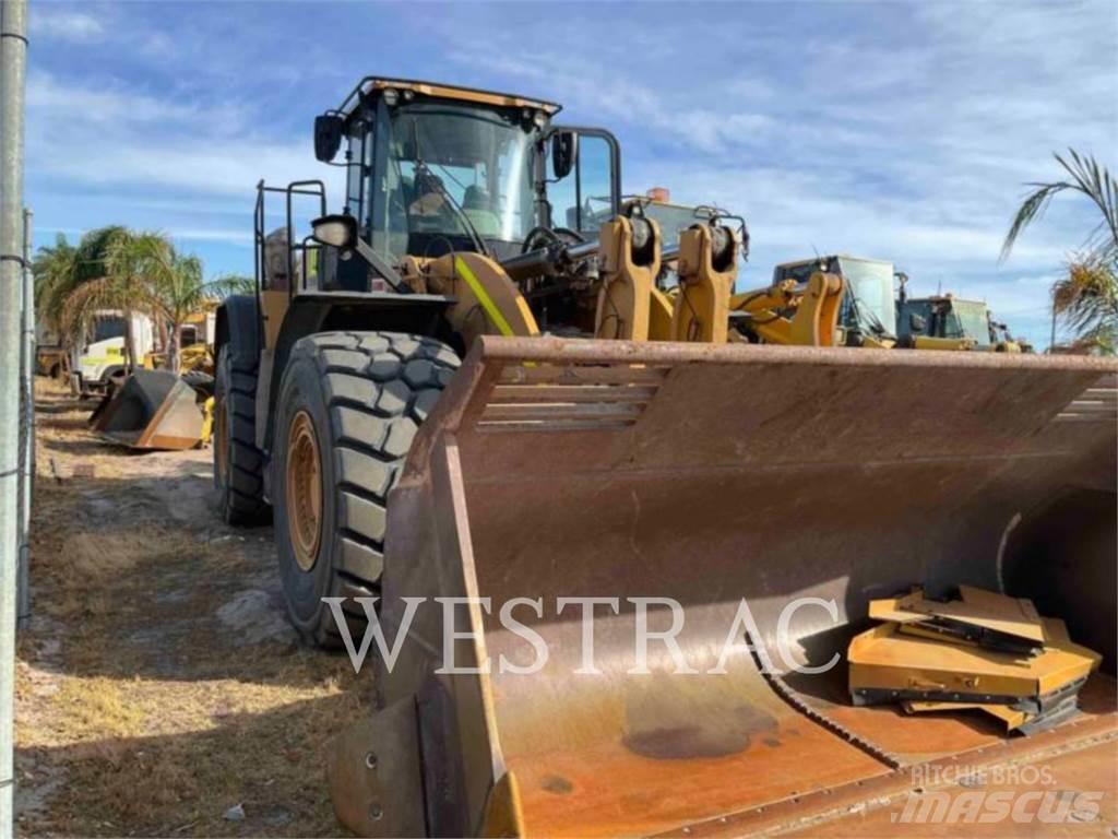 CAT 982M Kolové nakladače