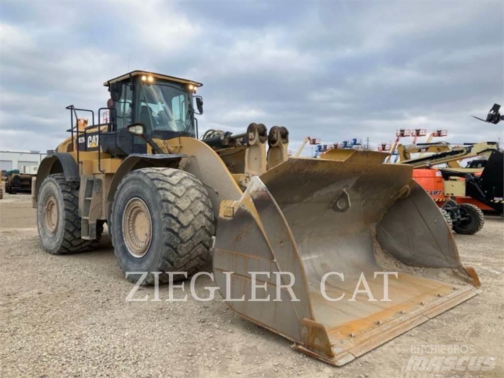 CAT 982M Kolové nakladače