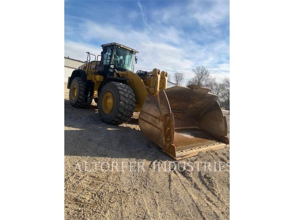 CAT 982M Kolové nakladače