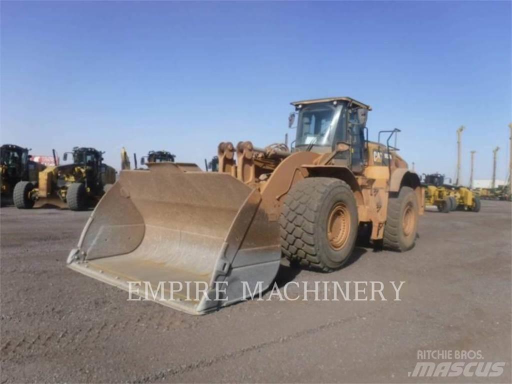 CAT 982M Kolové nakladače