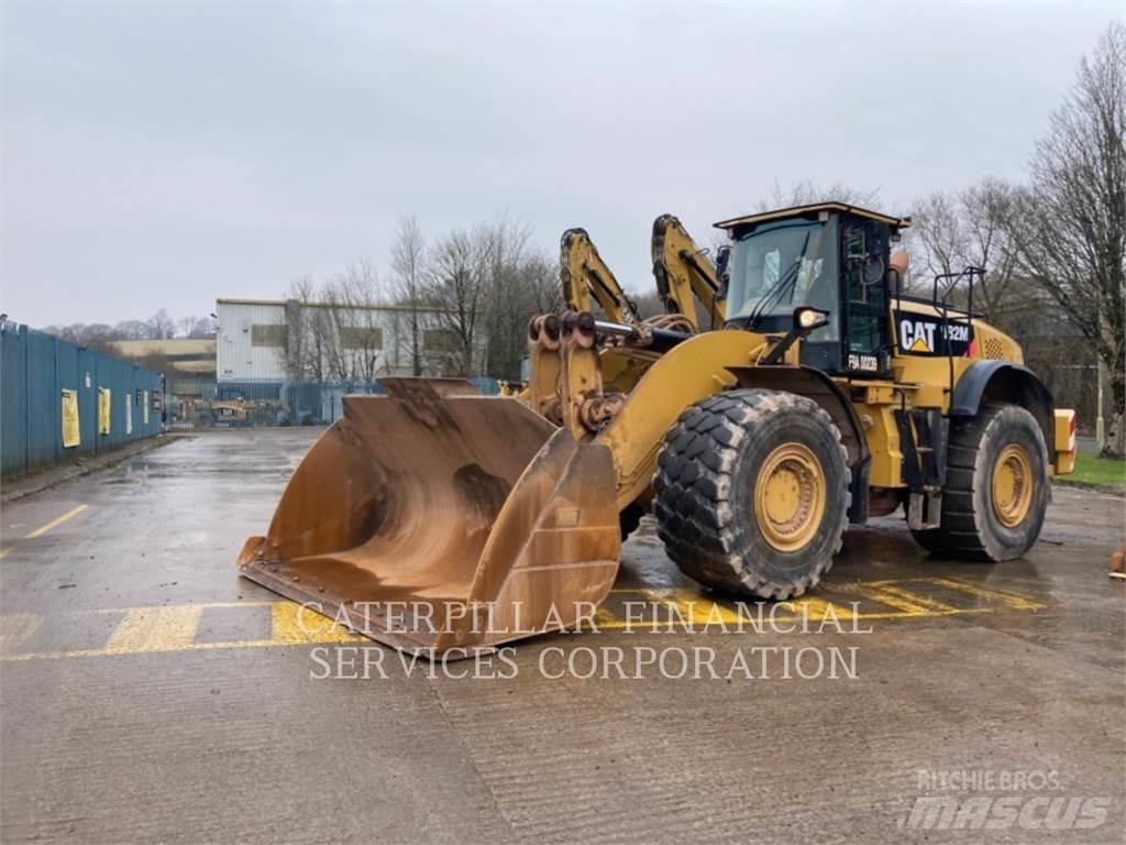 CAT 982M Kolové nakladače