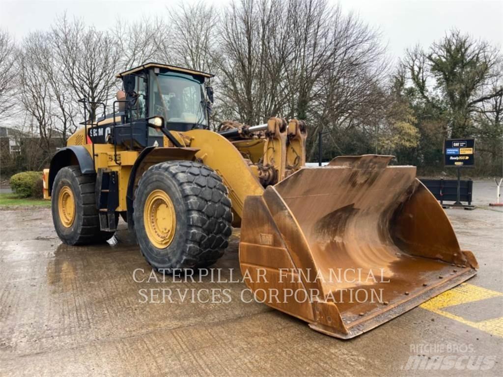 CAT 982M Kolové nakladače