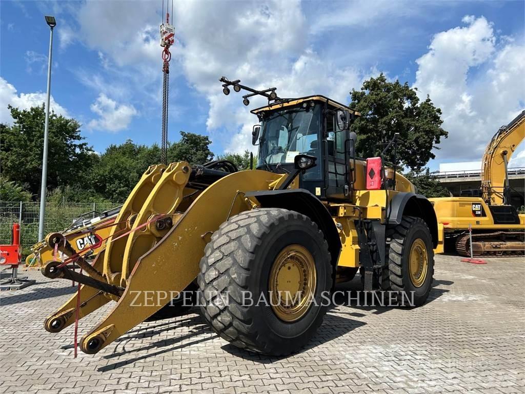 CAT 982M Kolové nakladače