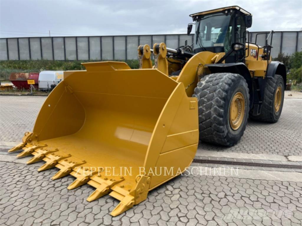 CAT 982M Kolové nakladače
