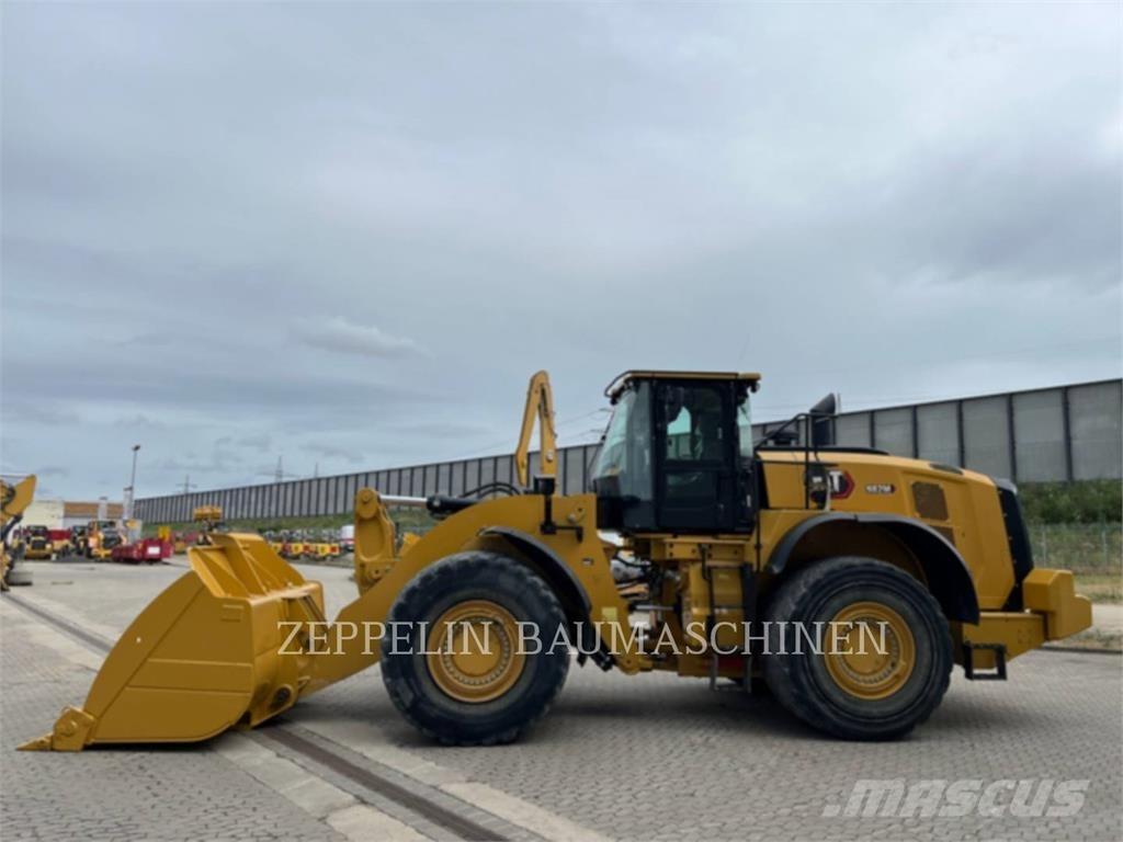 CAT 982M Kolové nakladače