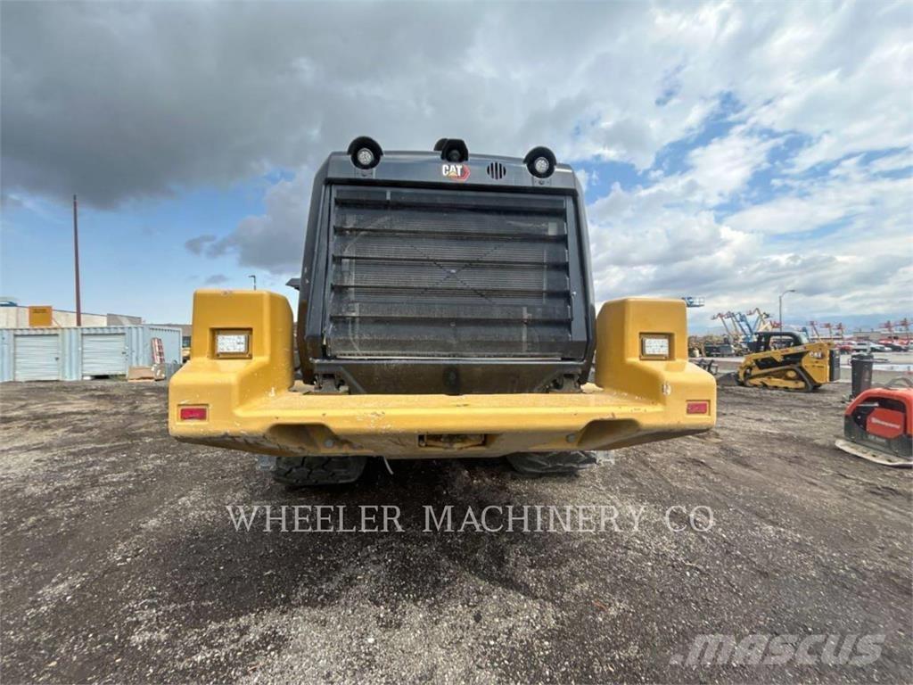 CAT 982M AOC Kolové nakladače
