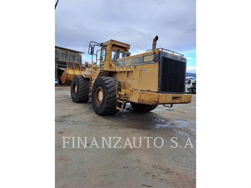 CAT 988F Kolové nakladače