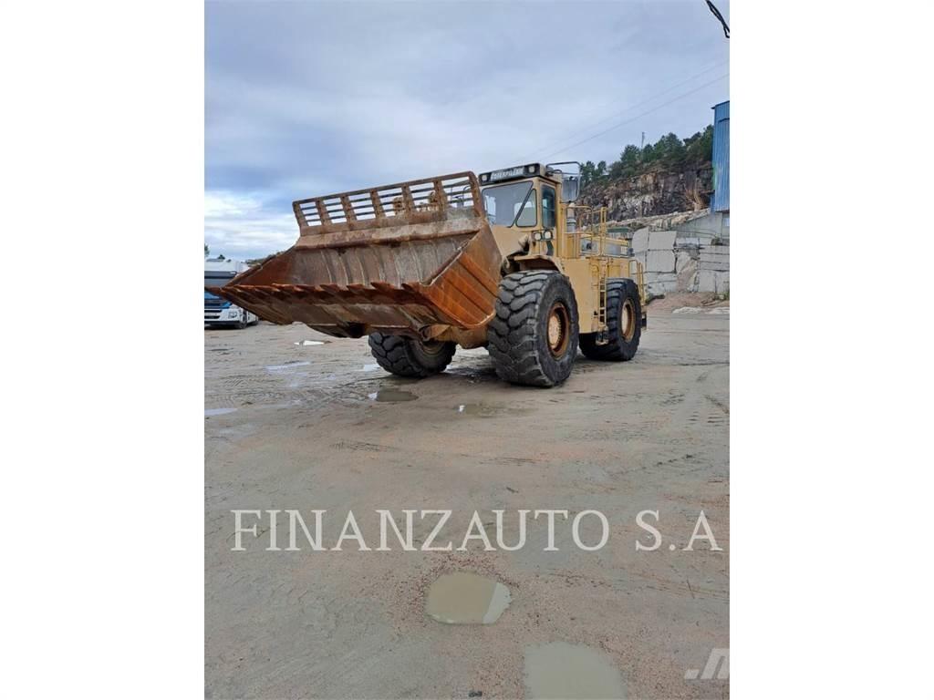 CAT 988F Kolové nakladače