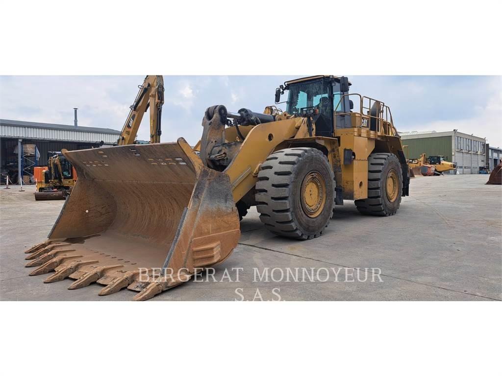CAT 988K Kolové nakladače