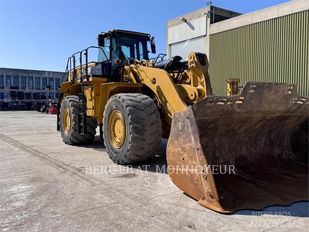 CAT 988K Kolové nakladače