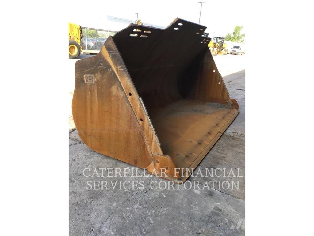 CAT 988K Kolové nakladače