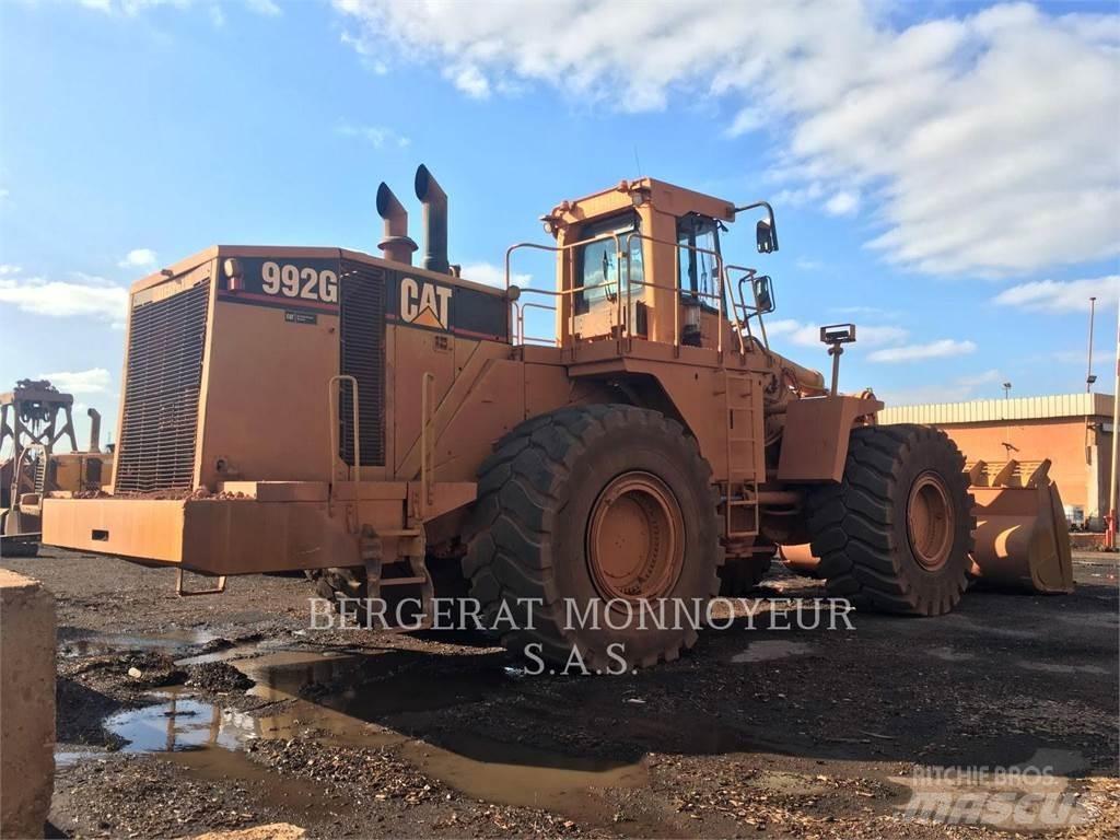 CAT 992G Kolové nakladače