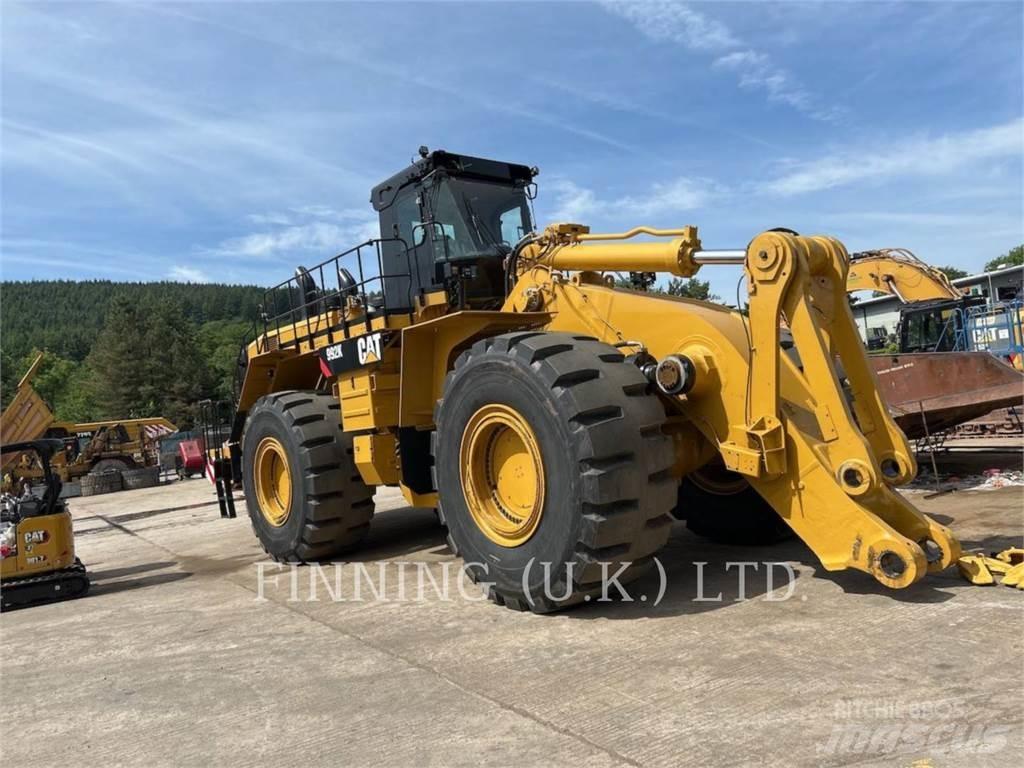 CAT 992K Kolové nakladače