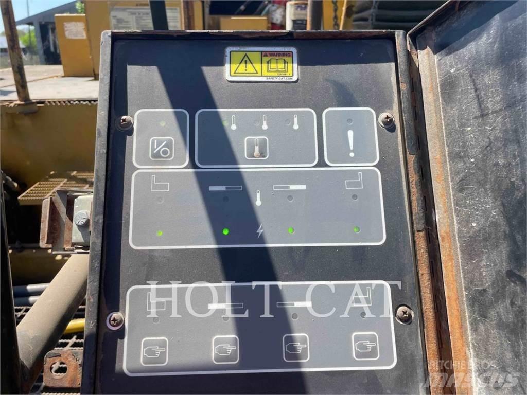CAT AP1000D Tahačové válce