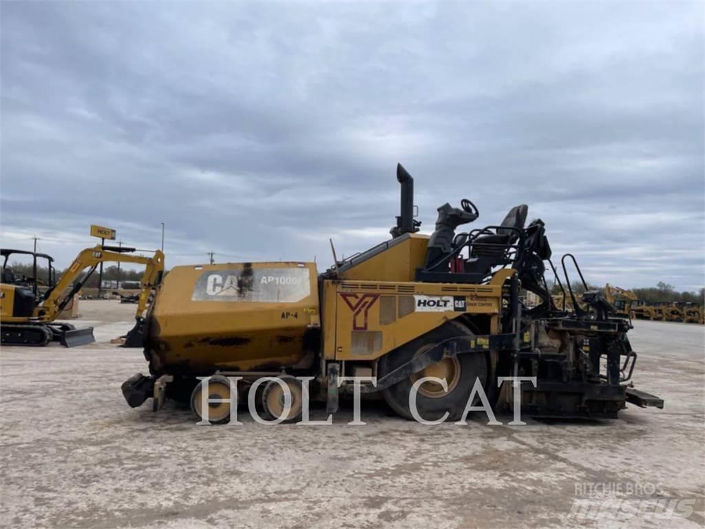 CAT AP1000F Tahačové válce