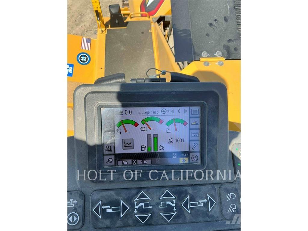 CAT AP1055 Finišery