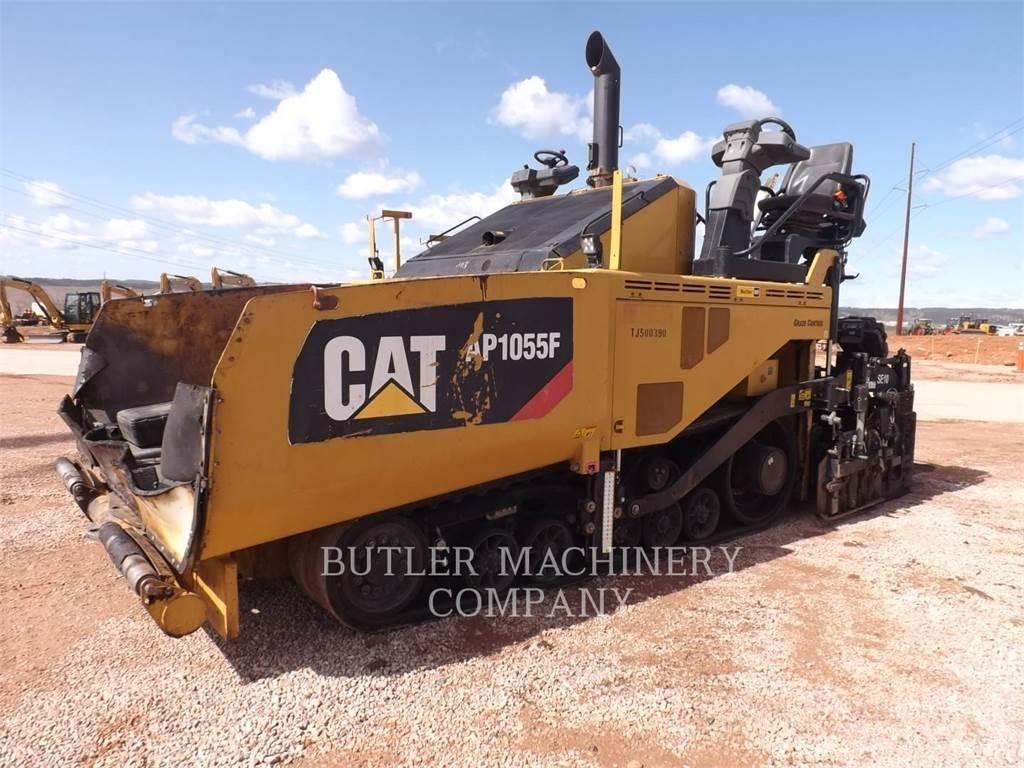 CAT AP1055F Finišery