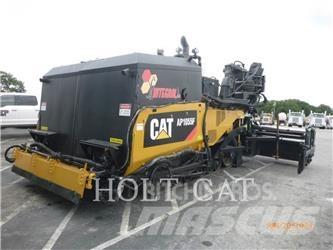 CAT AP1055F SPRAY PAVER Finišery