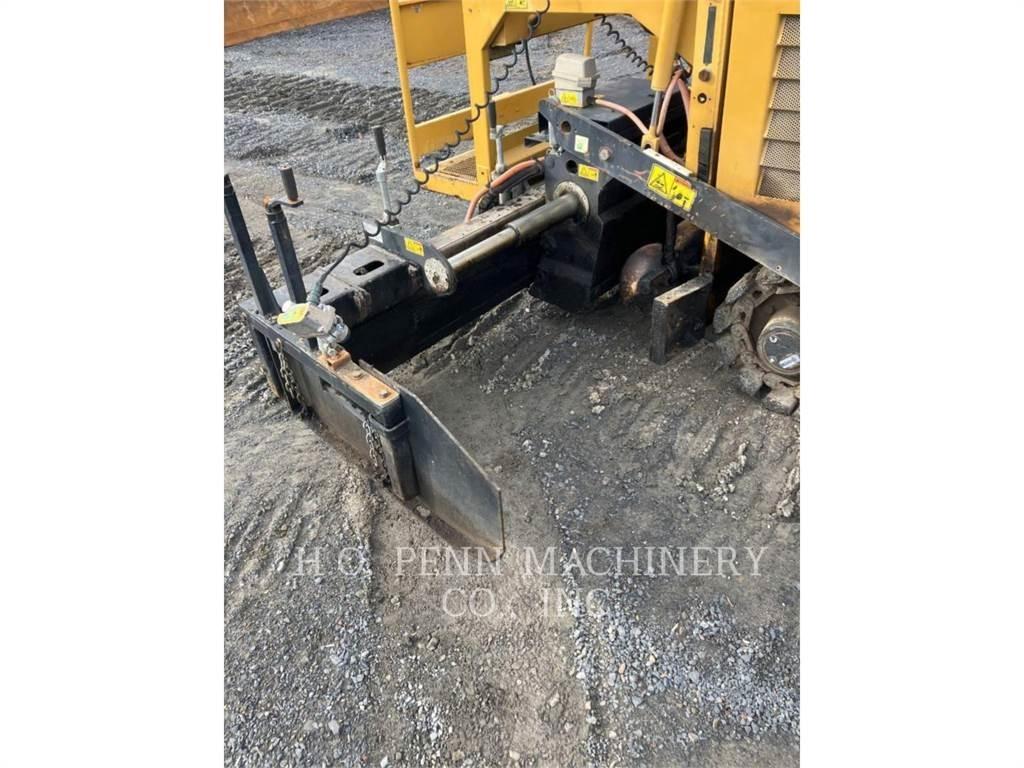 CAT AP255E Finišery