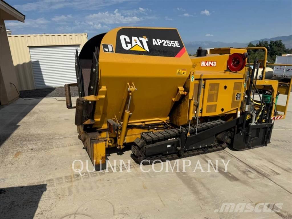 CAT AP255E Rozstřikovače asfaltu