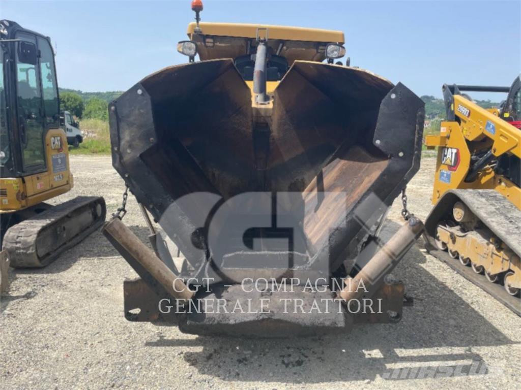 CAT AP300F Finišery