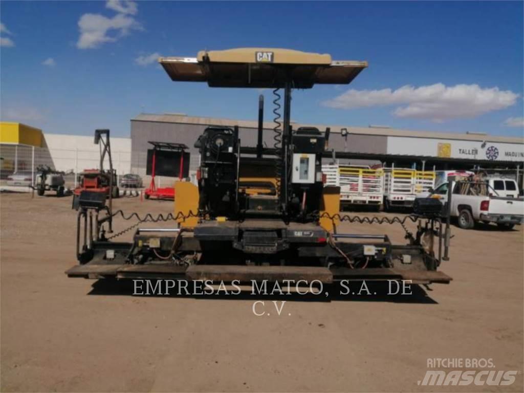 CAT AP355FLRC Finišery