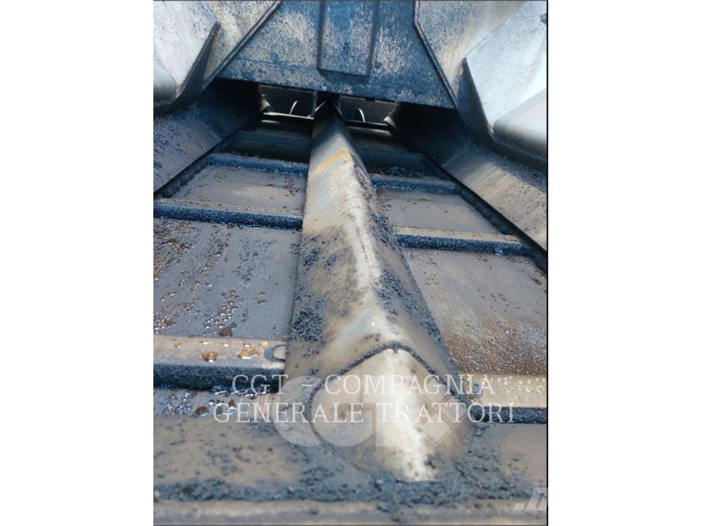 CAT AP500F Finišery