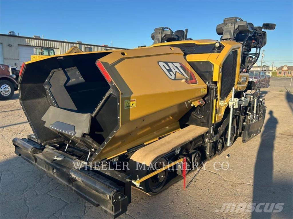 CAT AP555 Finišery