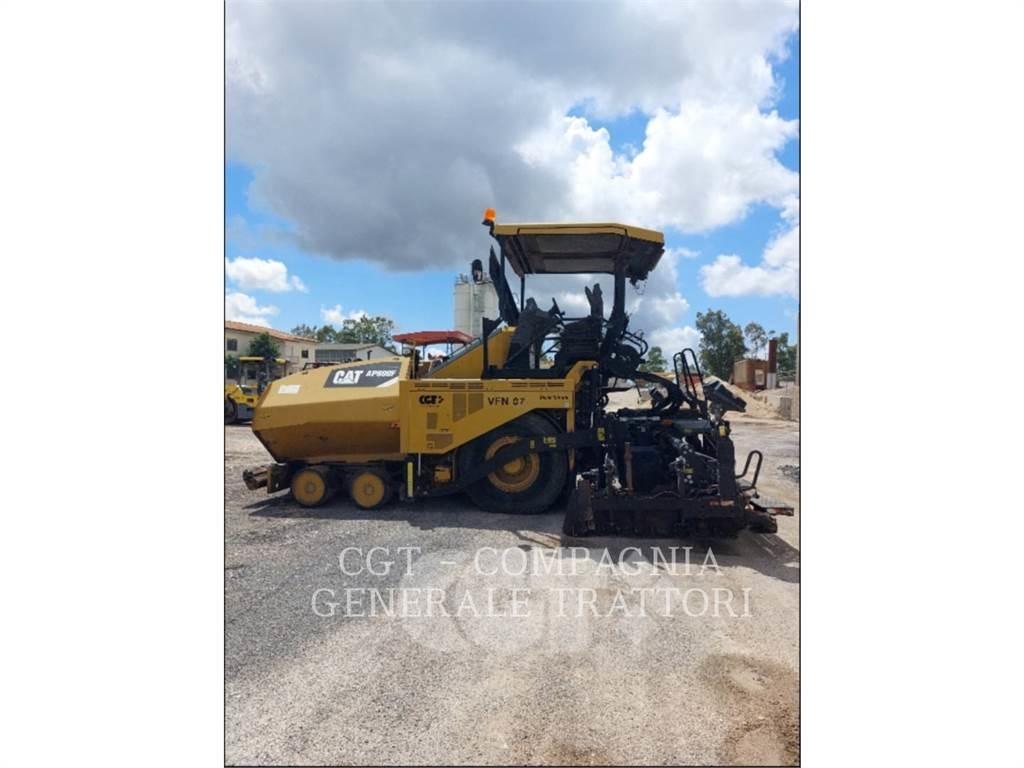CAT AP600F Finišery
