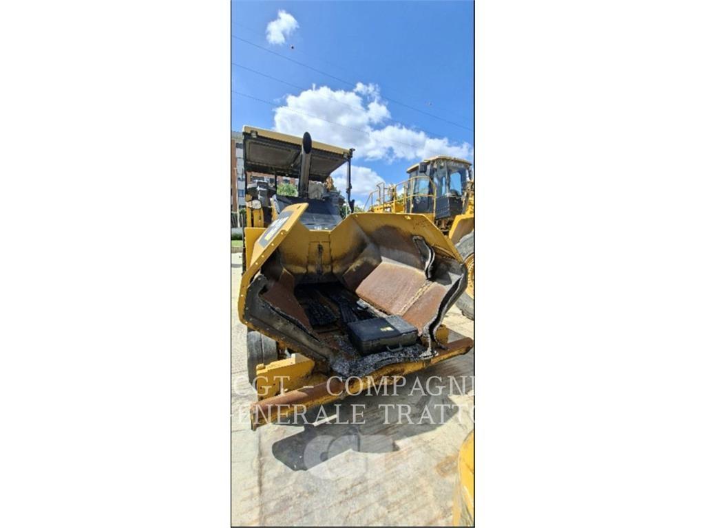 CAT AP600F Finišery