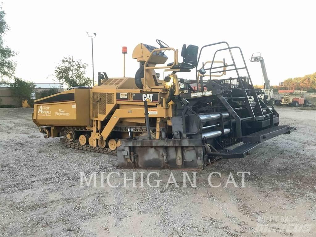 CAT AP650B Finišery