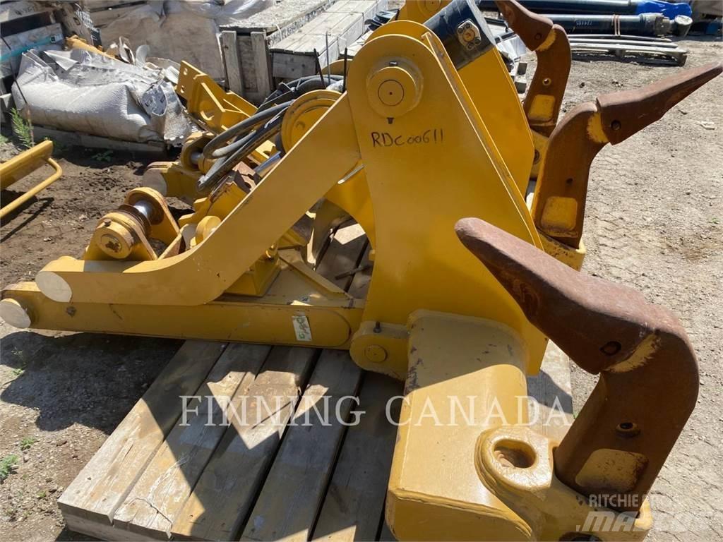 CAT ATTACHMENTS D6T Půdní rozrušovače
