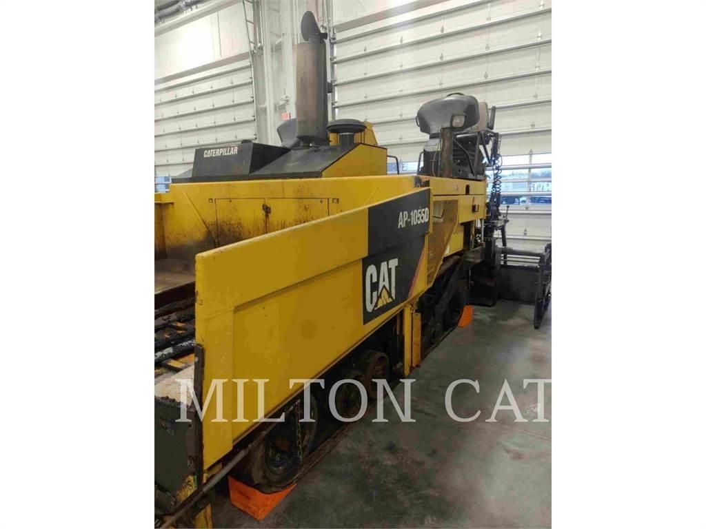 CAT BG-2455D Finišery
