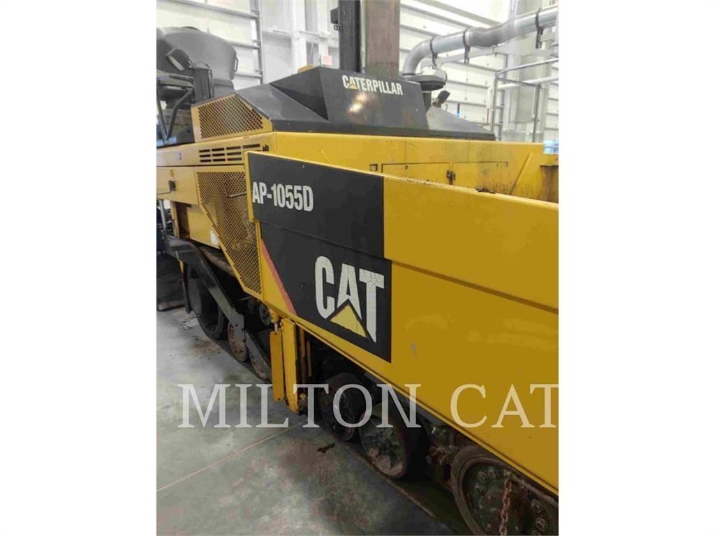 CAT BG-2455D Finišery