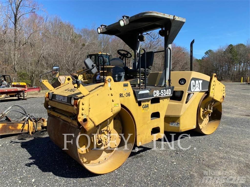 CAT CB-534D Tandemové válce